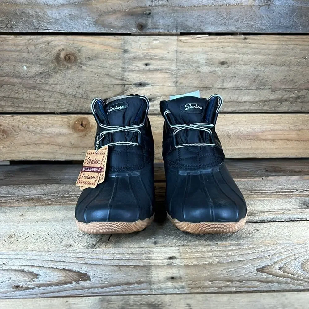 Skechers Women's Pond-Lil Puddles-Mid Quilted Lace Up Duck Boot - Black - 7 NIB